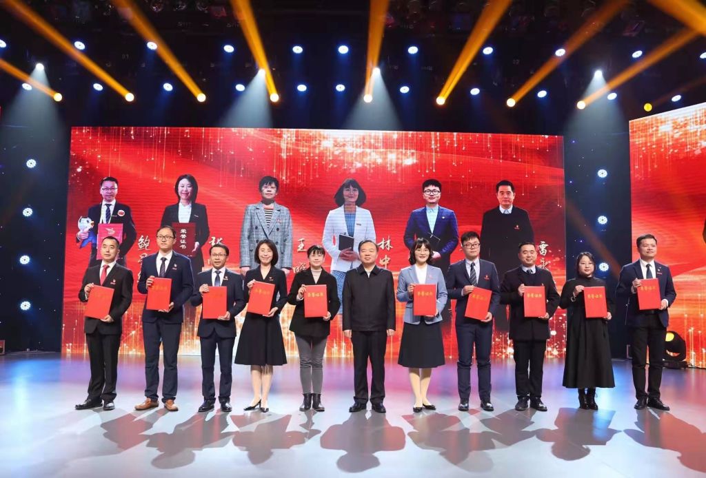 微信图片_20211227174141.jpg