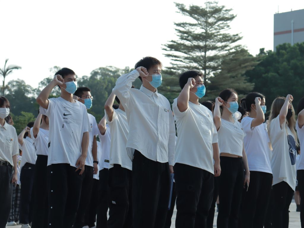 升旗仪式现场.jpg
