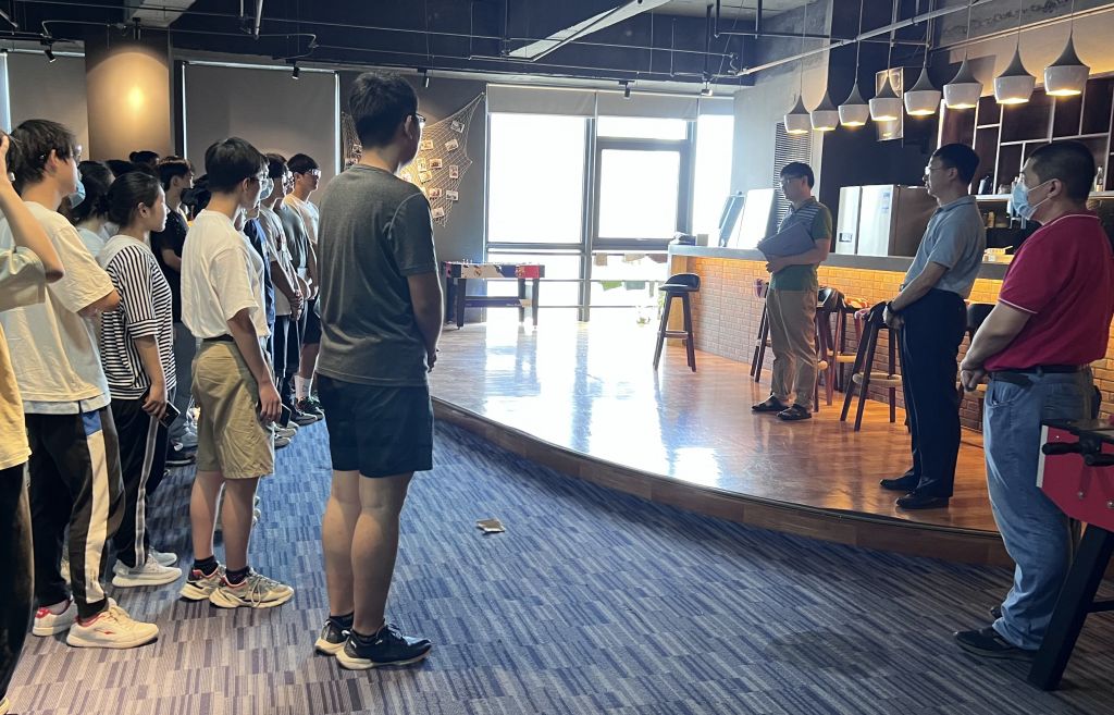 计算机学子在亚尔迪实训基地参训_副本_副本.jpg